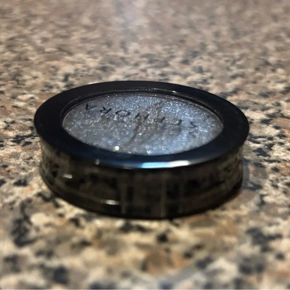 Sephora Chance to Sparkle N 108 silver eyeshadow NEW SEALED discontinued - Picture 2 of 2